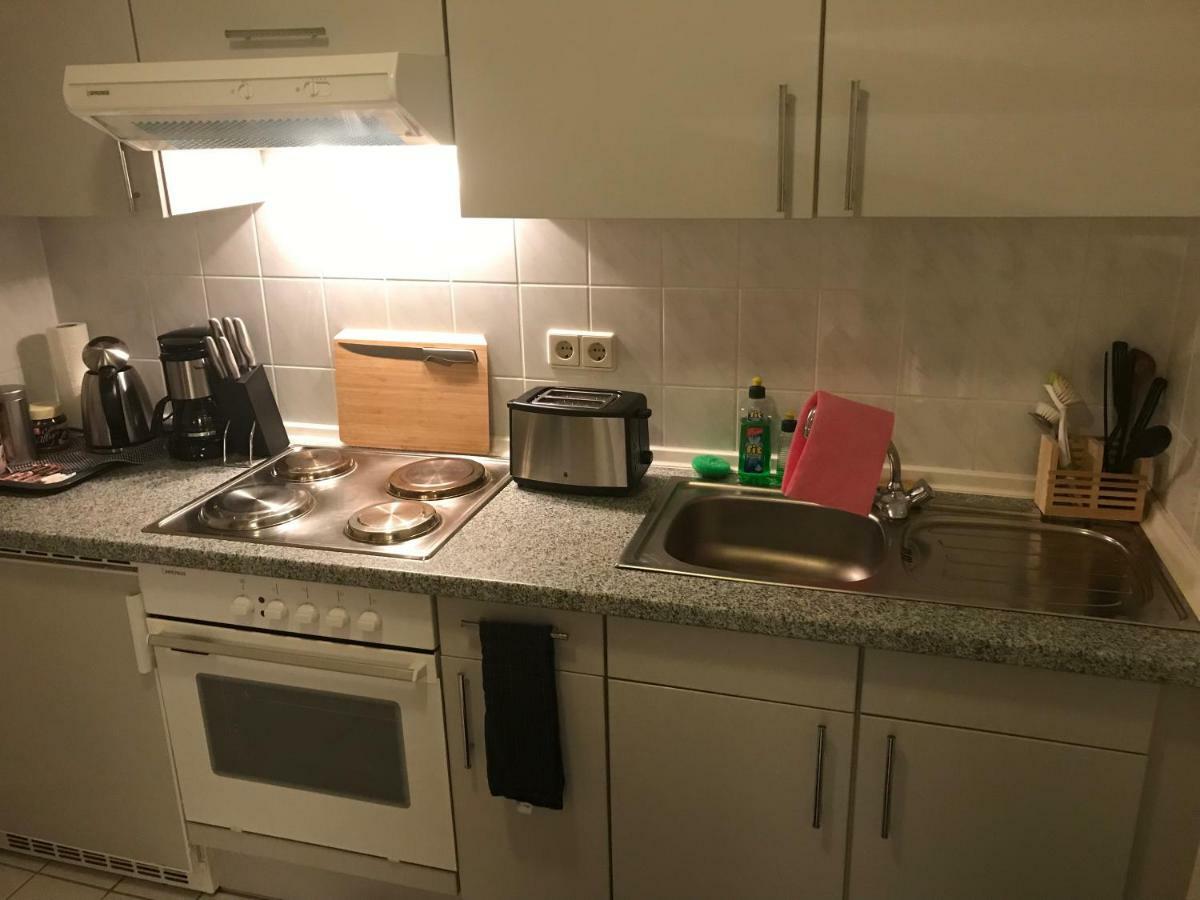 Kleine Wohnung Im Gruenen Dresden Bagian luar foto